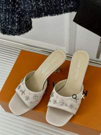 Picture of Louis Vuitton Shoes _SKULVsz35-405.5712453.5CMJX01109